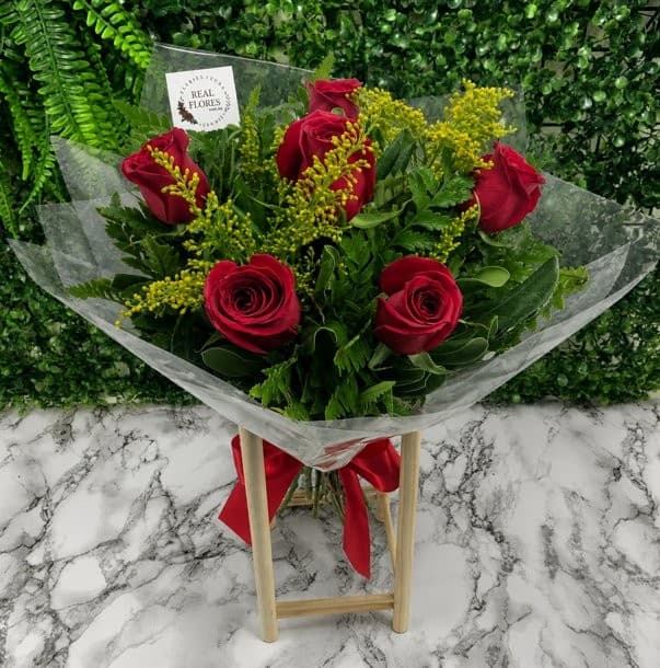 6 Rosas Vermelhas