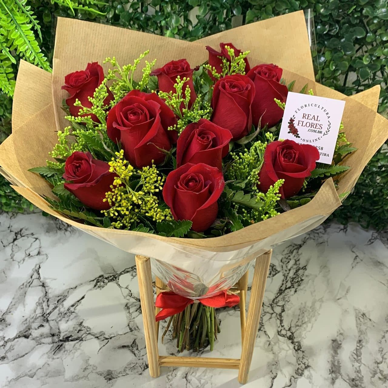 10 Rosas Vermelhas Kraft