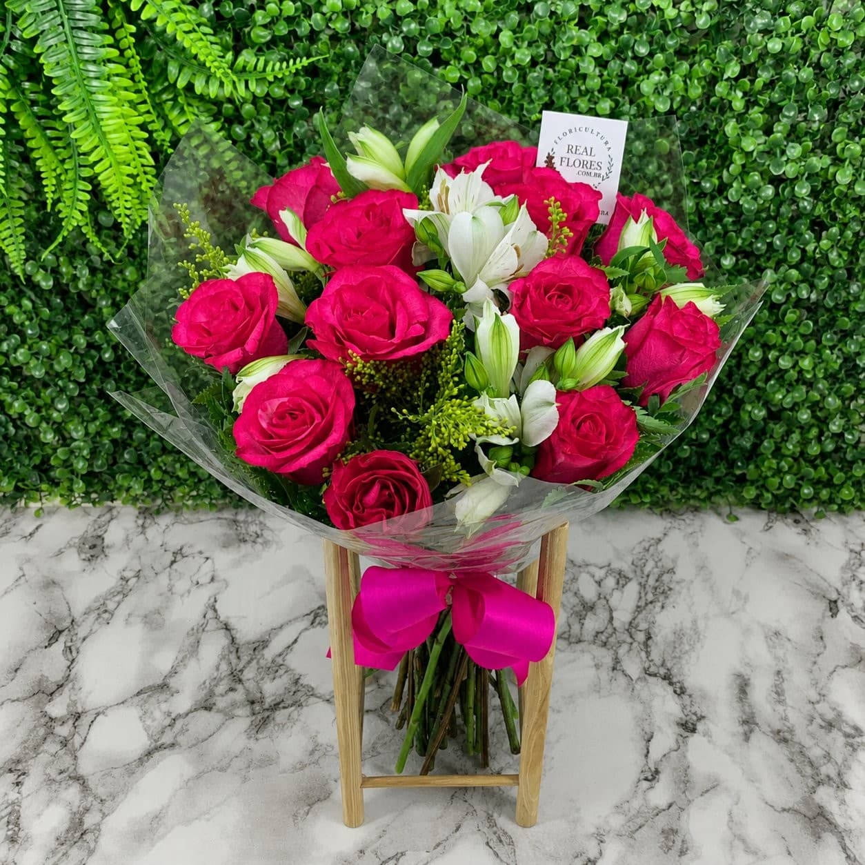12 Rosas Pinks com Alstroemérias