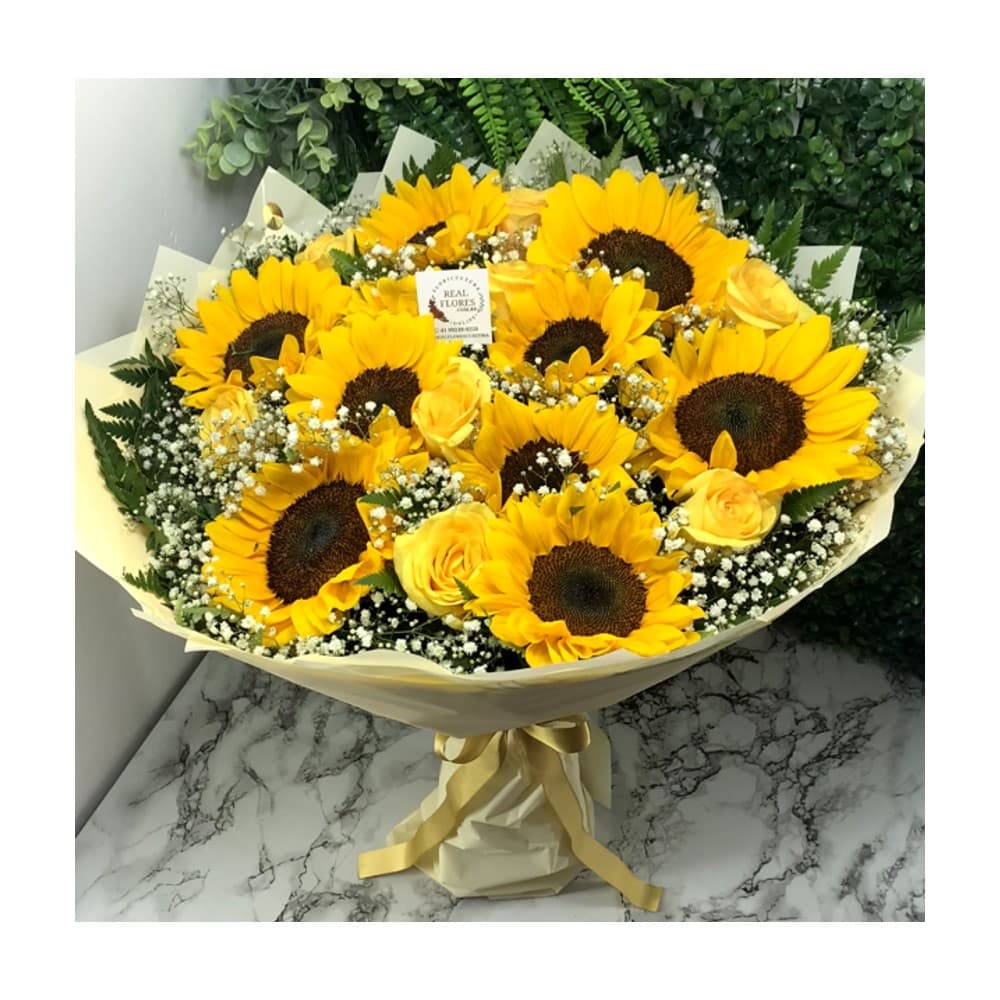 12 Girassóis com 12 Rosas Amarelas