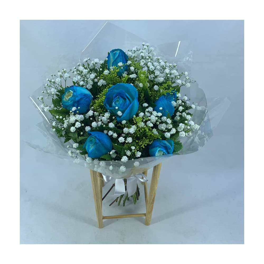 Buquê de 7 Rosas Azuis com Mosquitinho