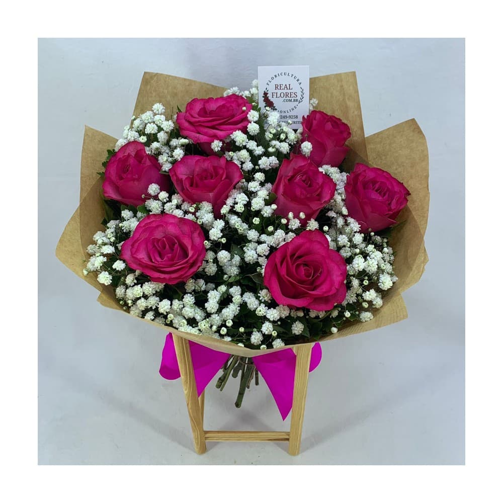 Buquê de 8 Rosas Pink com Mosquitinho