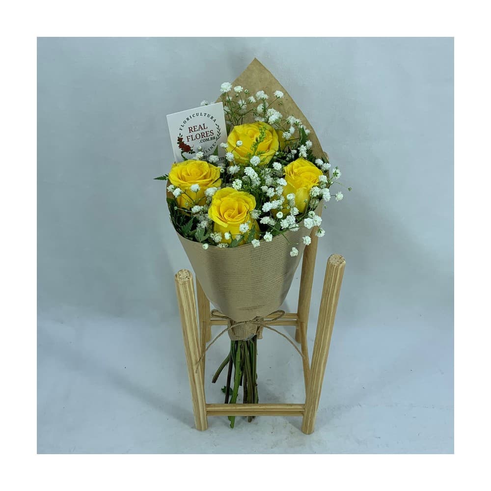 4 Rosas Amarelas no Kraft com Mosquito