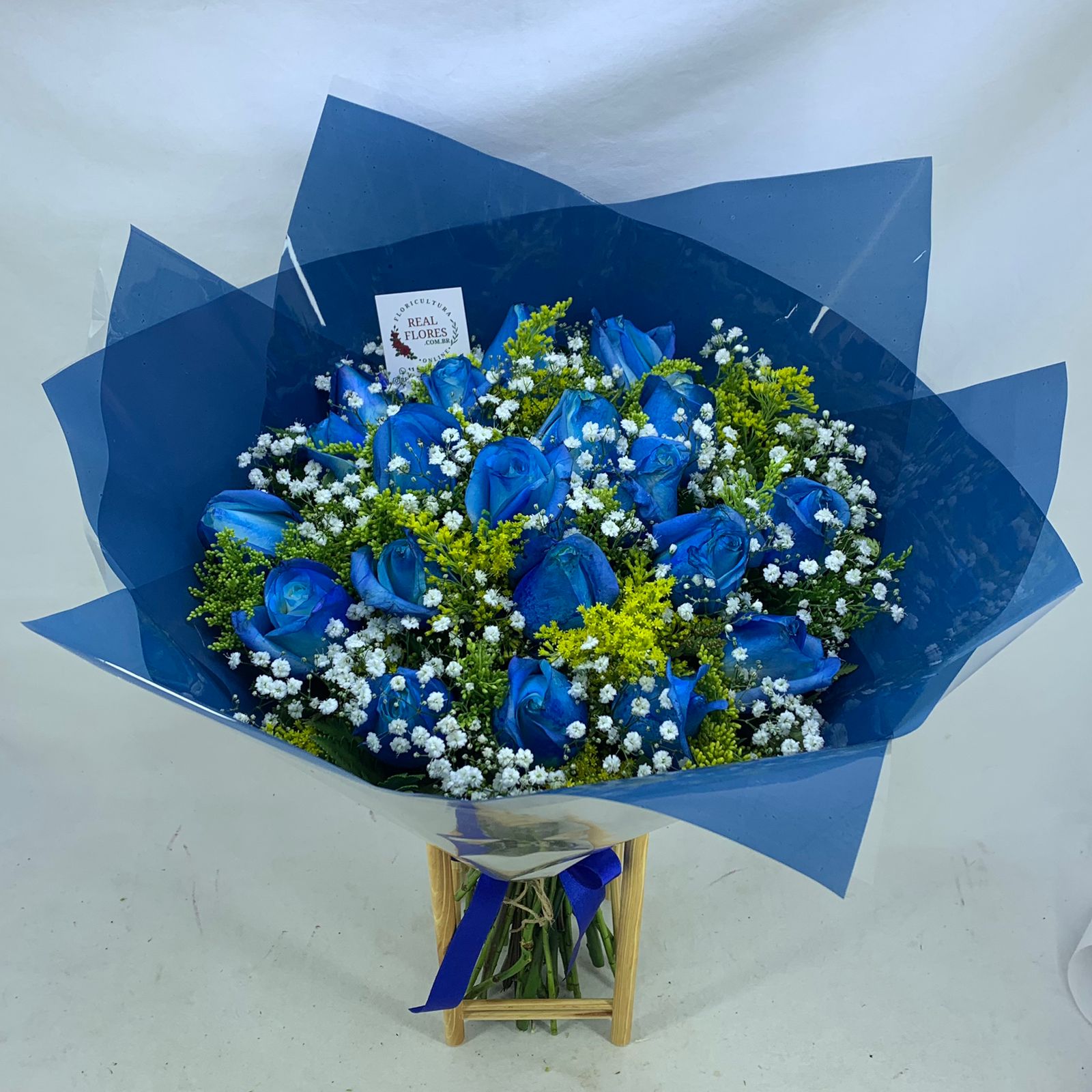 20 Rosas Azuis com Mosquito