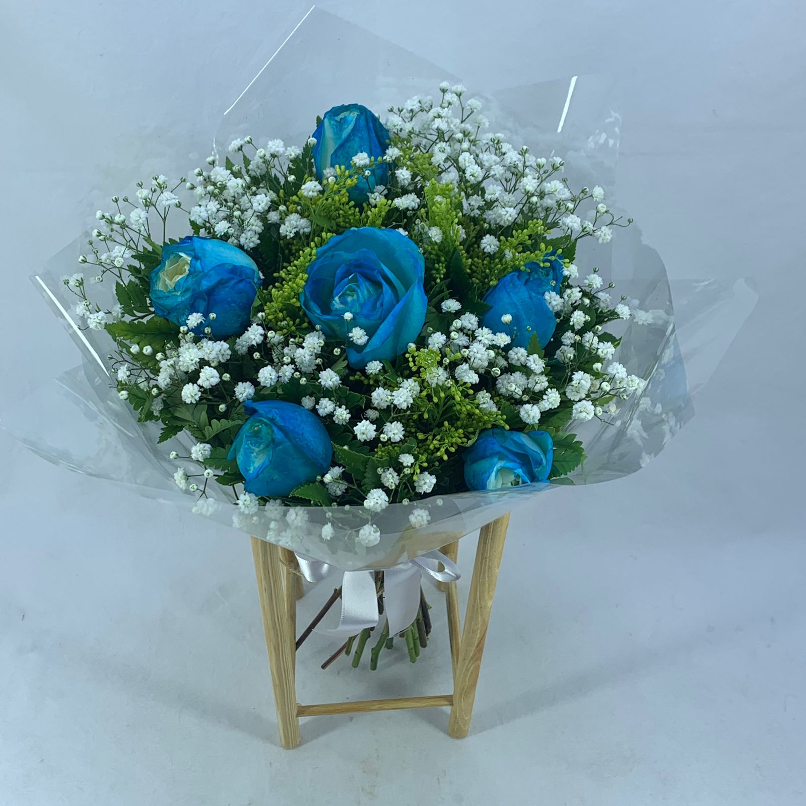 6 Rosas Azuis com Mosquito